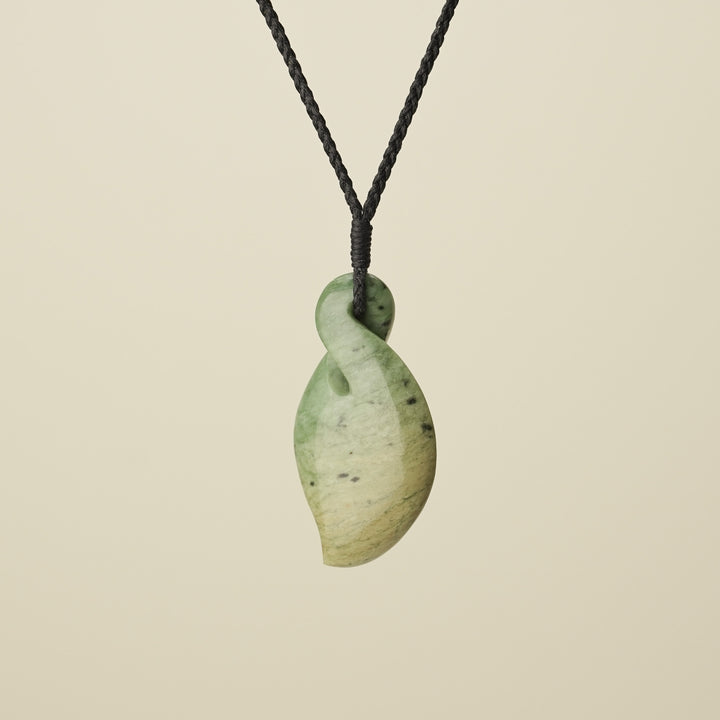 Pikorua Raukaraka Pounamu Large Pendant