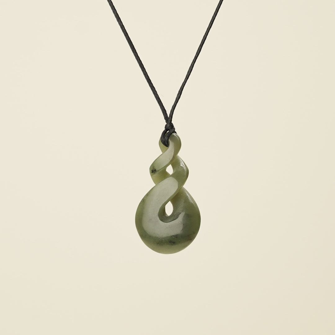 Pikorua Pounamu Medium Pendant
