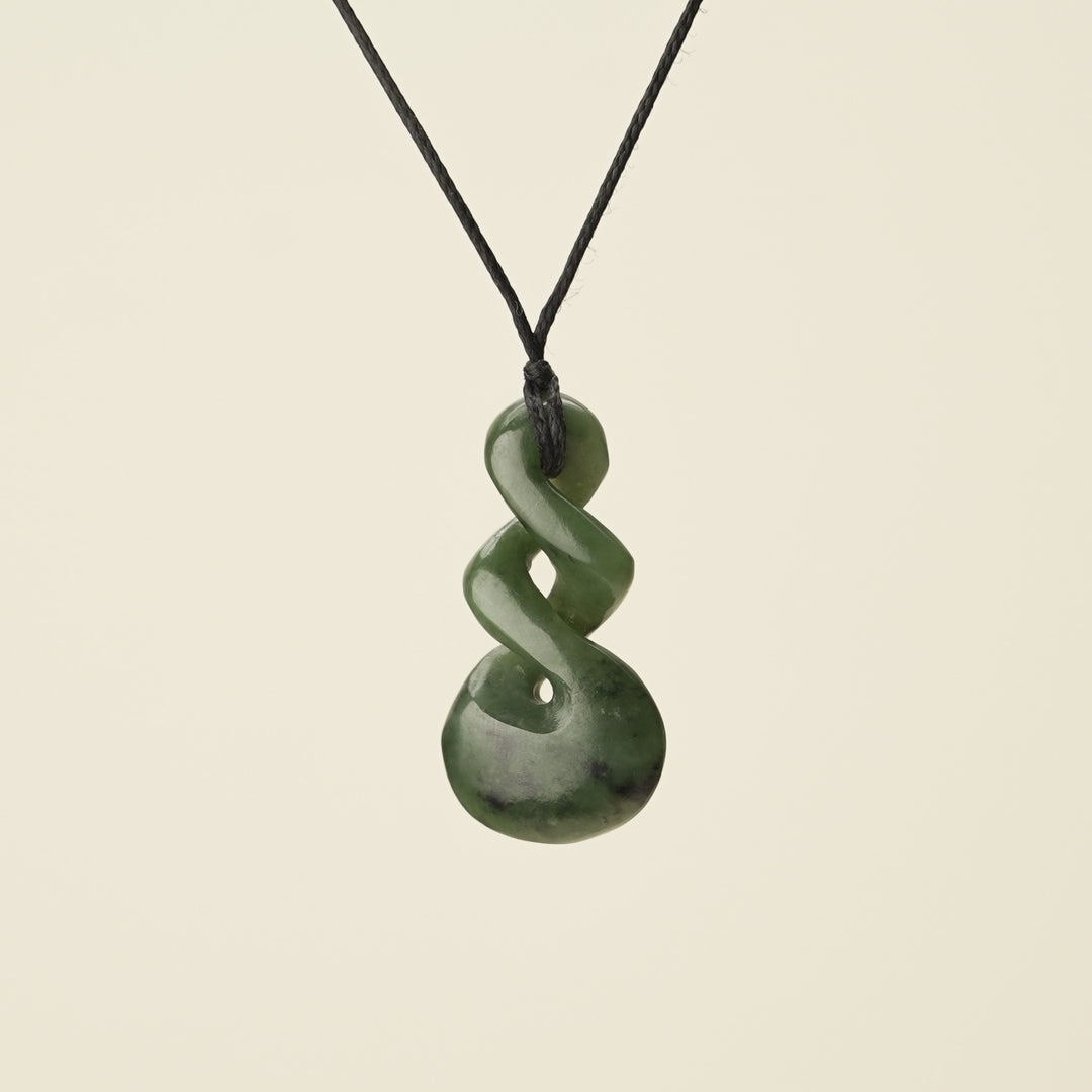 Double Kawakawa Pikorua – Pounamu Medium, Black Binding