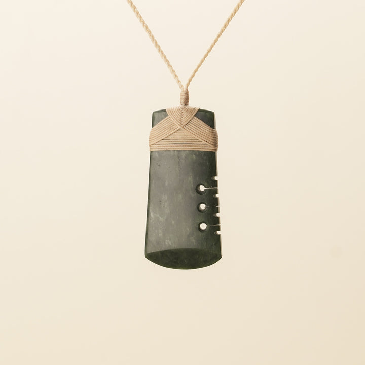 Kawakawa Large Toki Pounamu Pendant