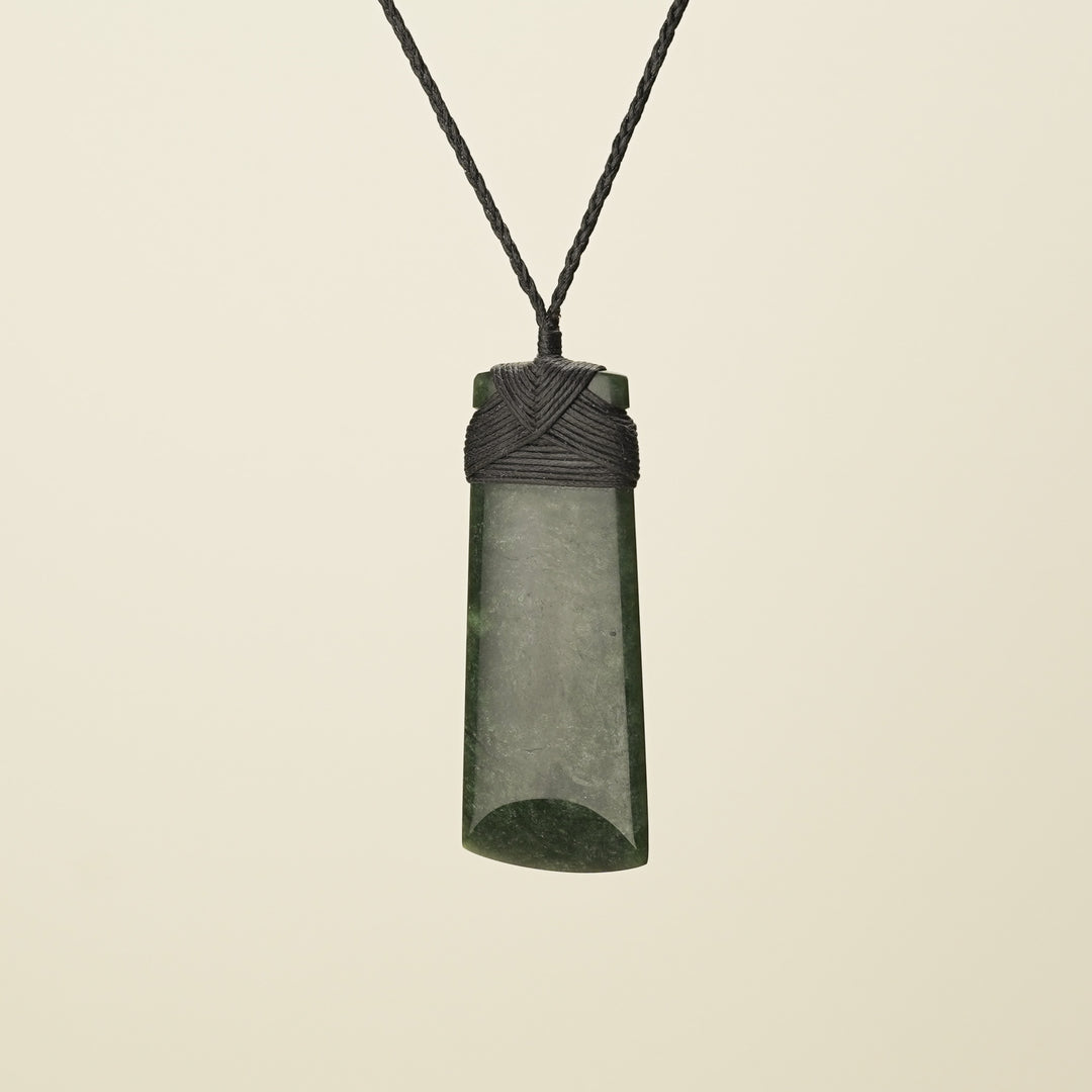 Toki – Kawakawa Pounamu Extra Large Pendant
