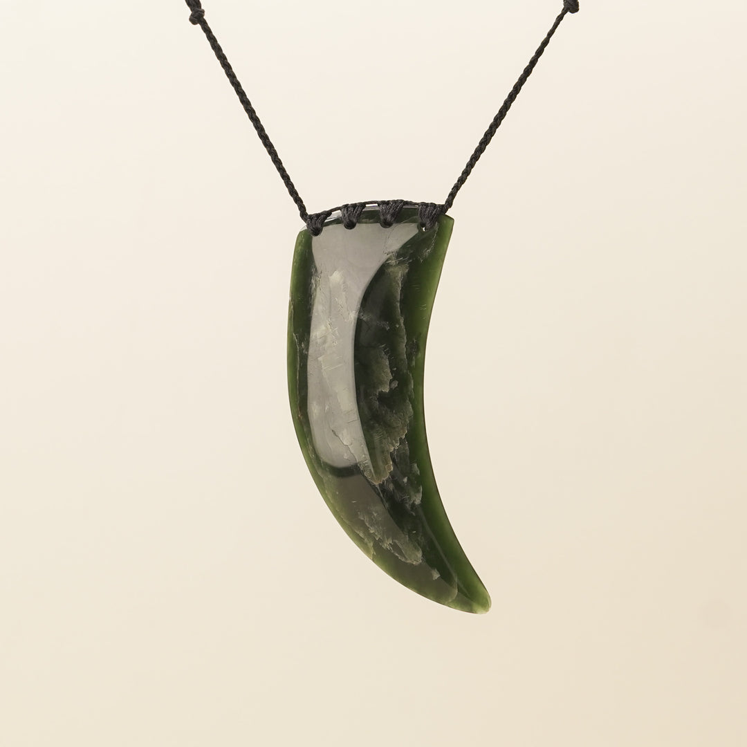 Tangiwai XL Niho Pounamu Pendant