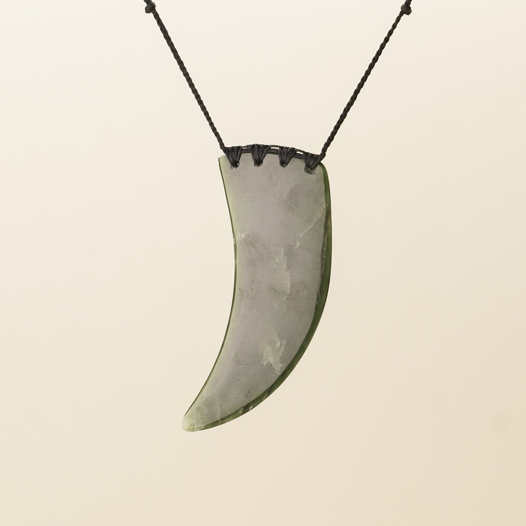 Tangiwai XL Niho Pounamu Pendant