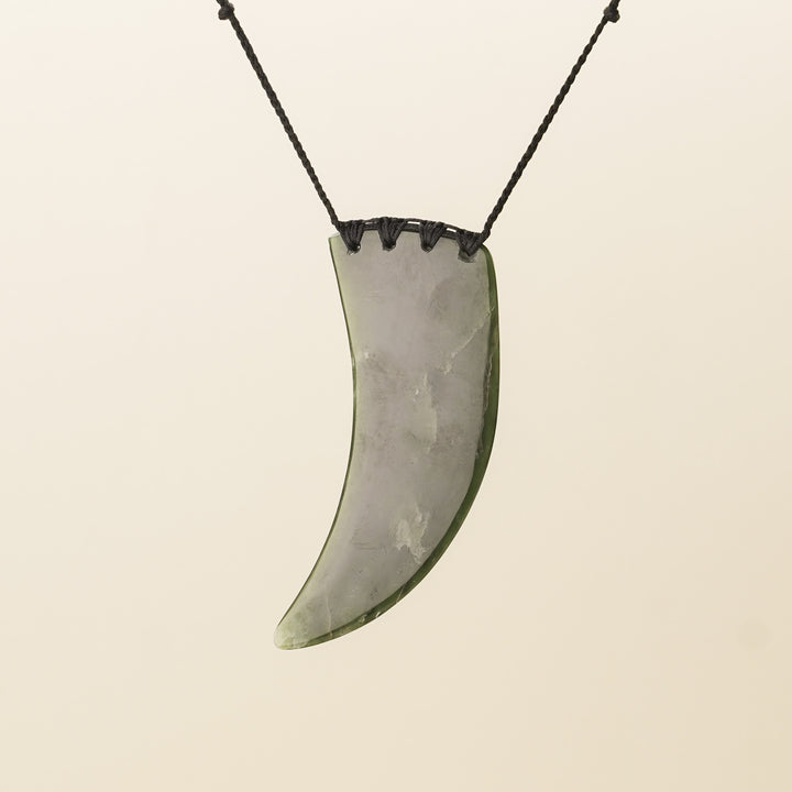 Tangiwai XL Niho Pounamu Pendant