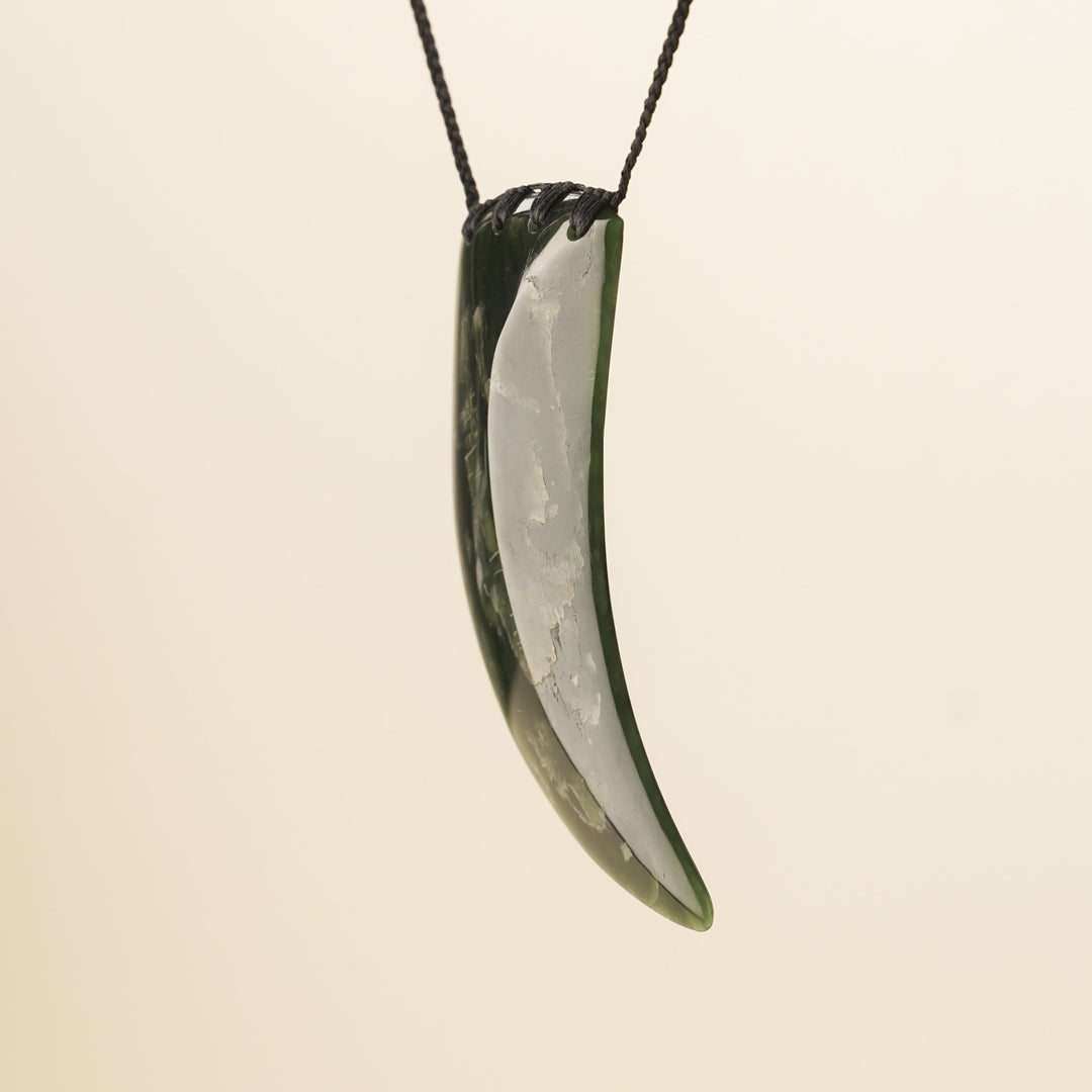 Tangiwai XL Niho Pounamu Pendant