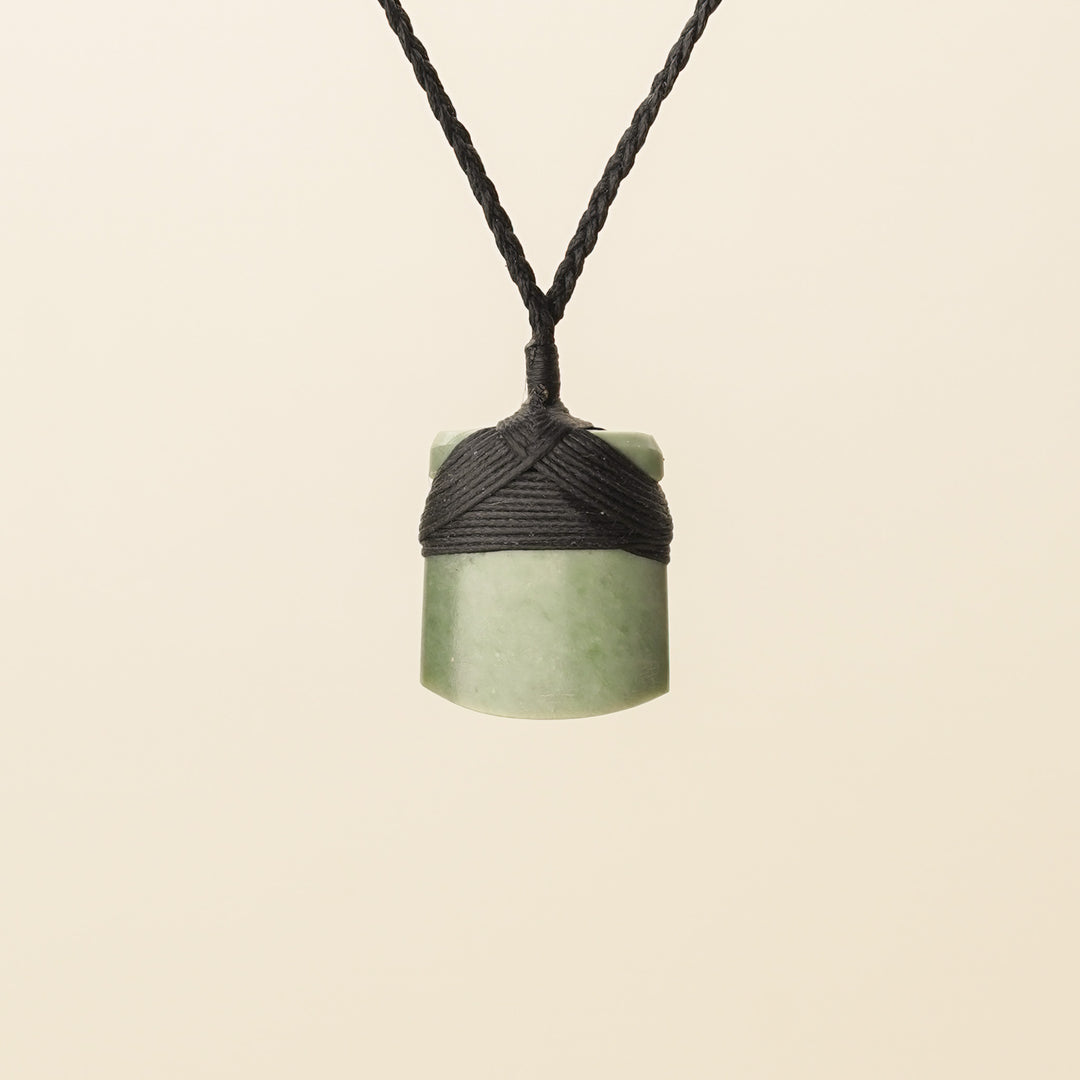 Inanga Small Toki Pounamu Pendant