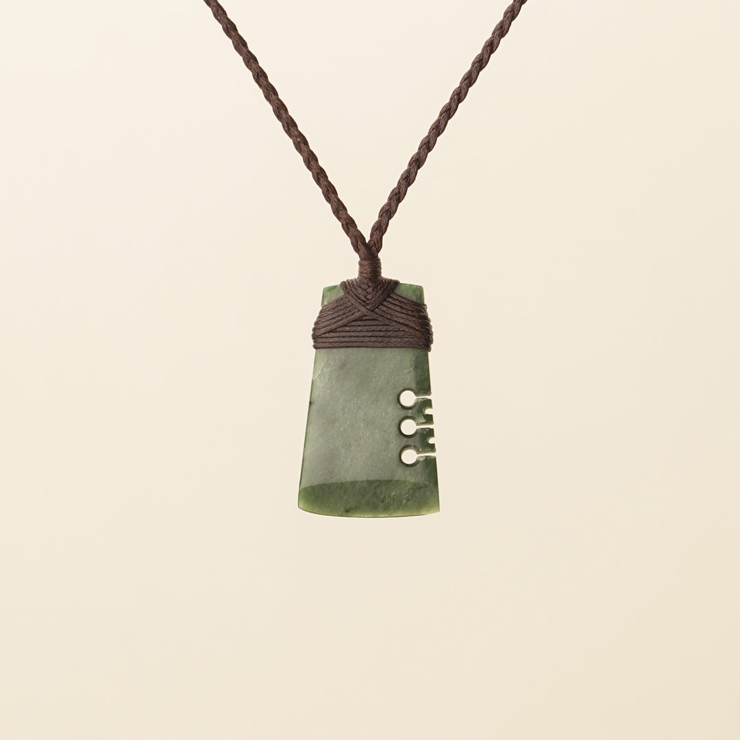Kawakawa Small Toki Pounamu Pendant