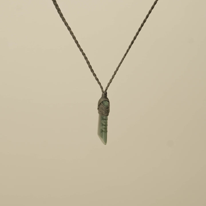 Notched Kahurangi Inanga Small Toki Pounamu Pendant, Khaki Binding