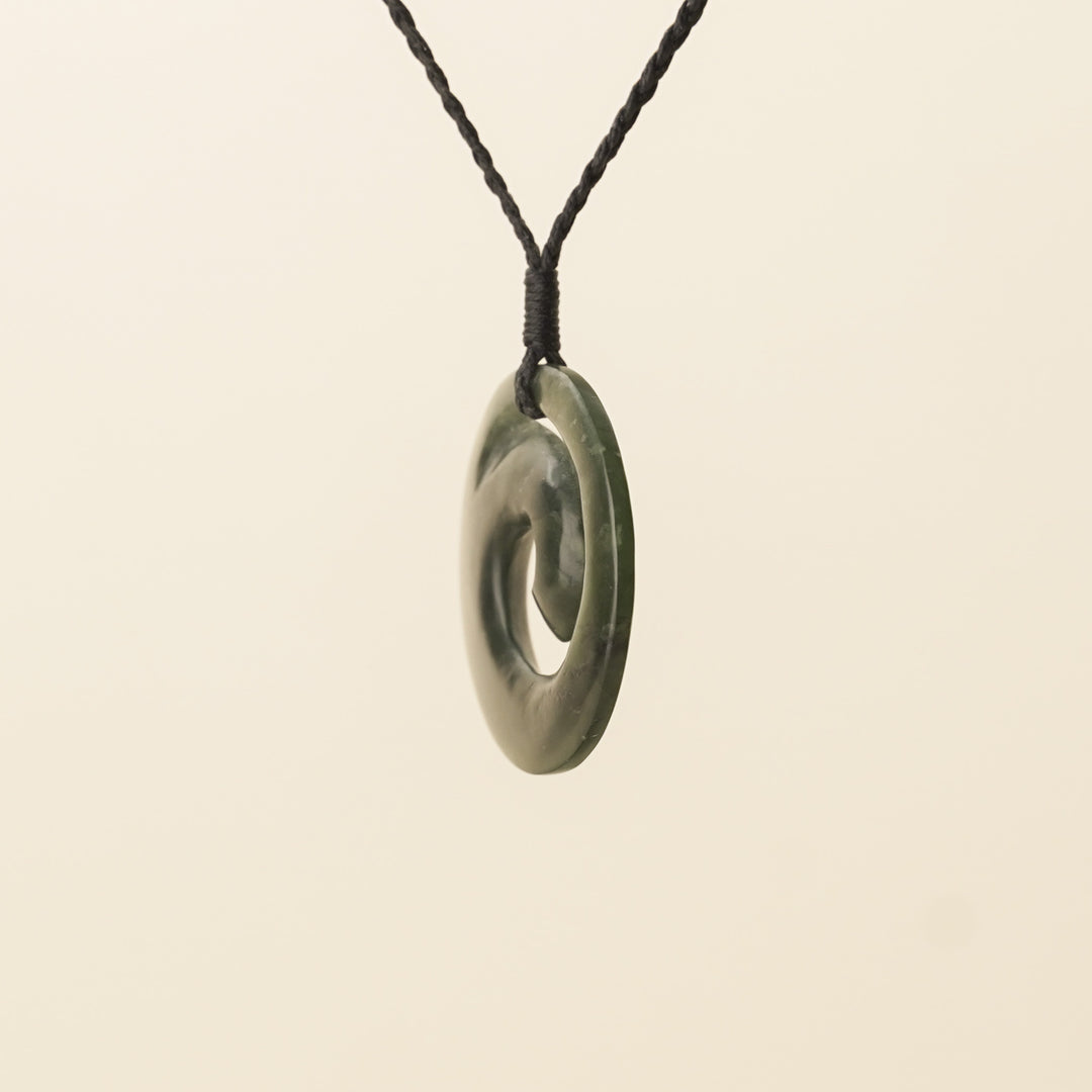 Kawakawa Medium Koru Pounamu Pendant