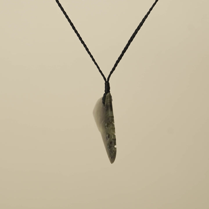 Hapopo Medium Whale Tail Pounamu Pendant