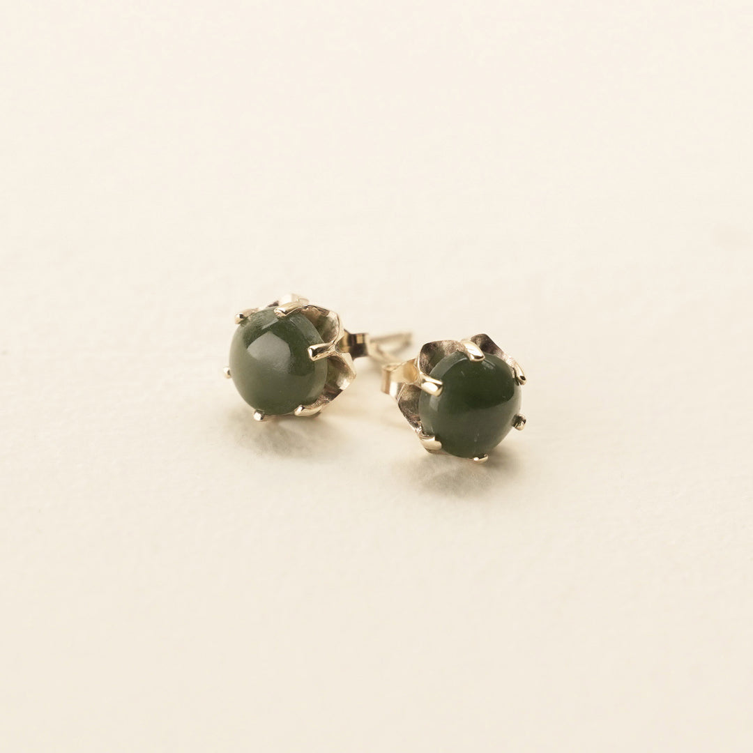 Kawakawa Pounamu 9ct Gold Stud Earrings