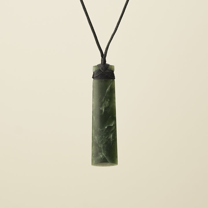 Toki Medium Pounamu Kawakawa Pendant