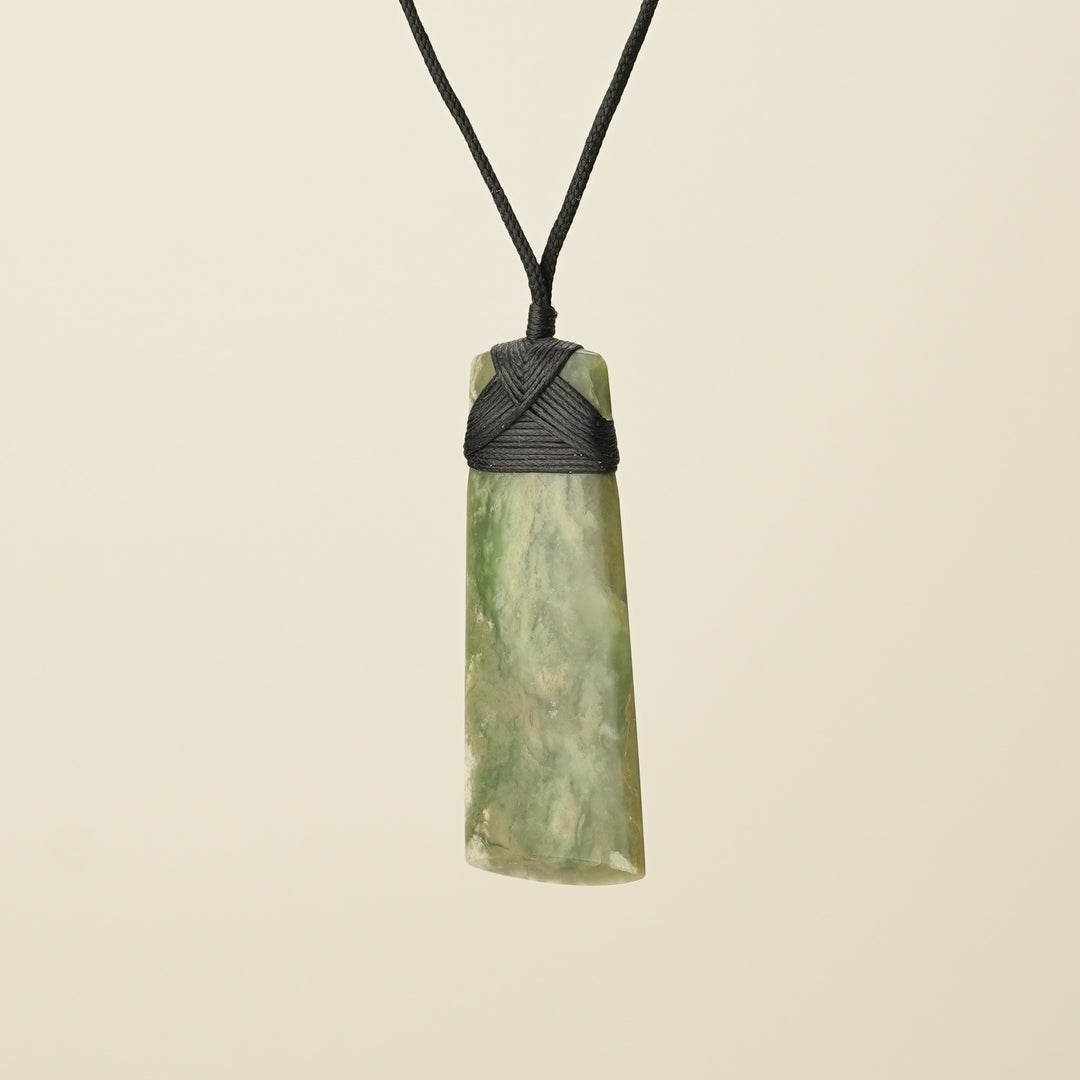 Toki Raukaraka Medium Pounamu Pendant