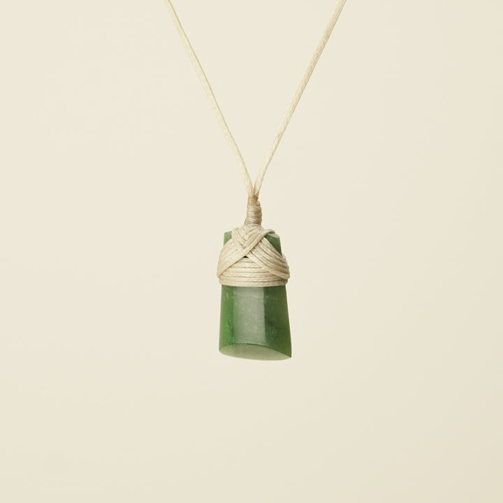 Pēpi Toki Pounamu, Tan Binding