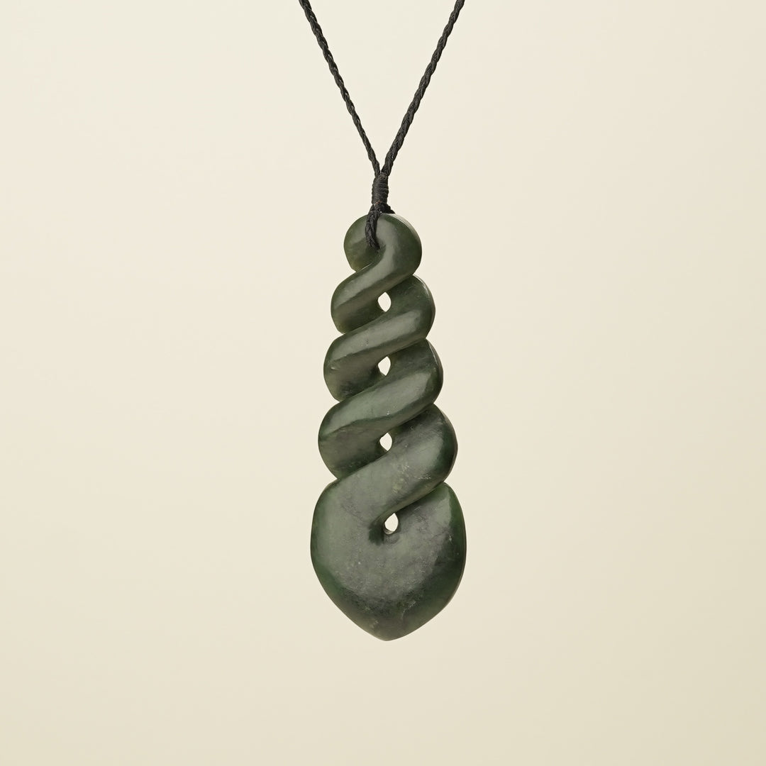 Extra Large Pikorua Twist Kawakawa Pendant
