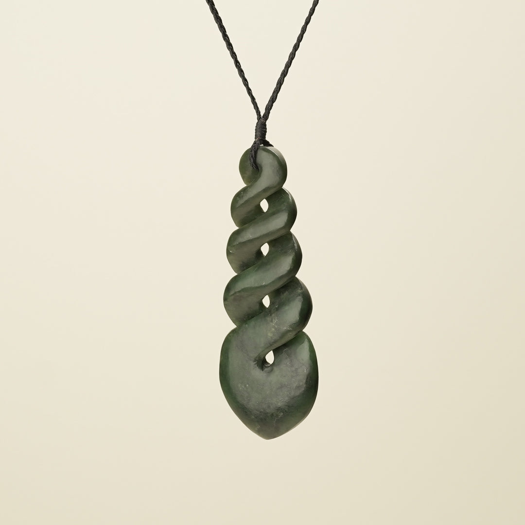 Extra Large Pikorua Twist Kawakawa Pendant