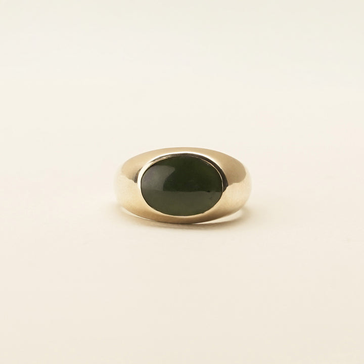 Kawakawa Pounamu 9ct Gold Ring