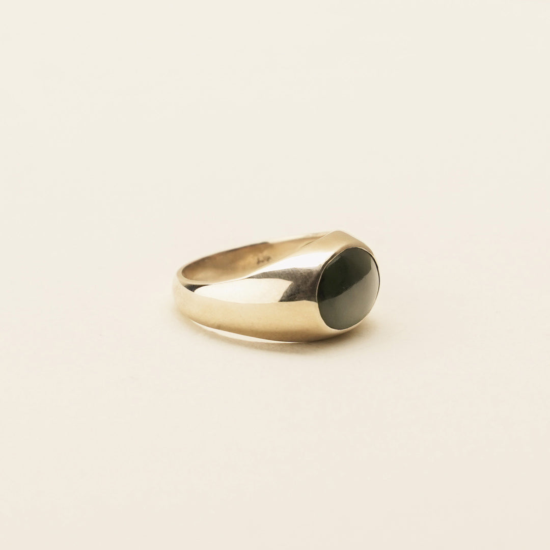 Kawakawa Pounamu 9ct Gold Ring
