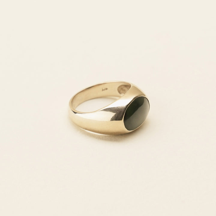 Kawakawa Pounamu 9ct Gold Ring
