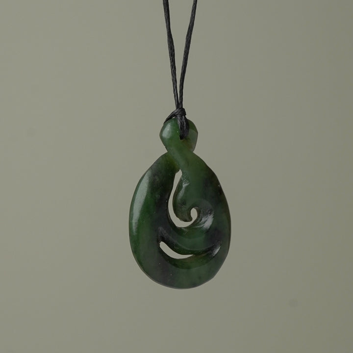 Pikorua Koru Pounamu Medium