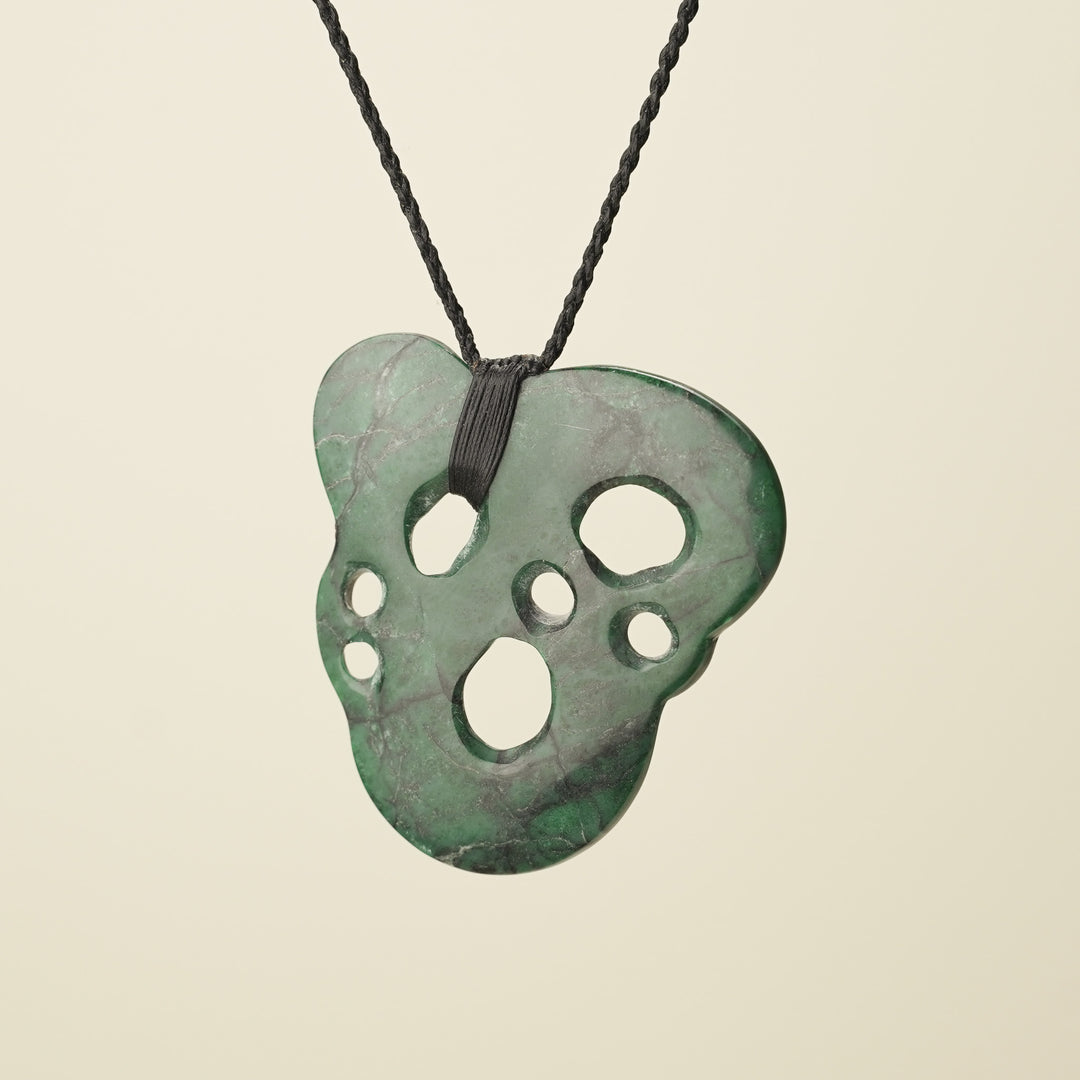 Manaia Aotea Stone Extra Large Pendant