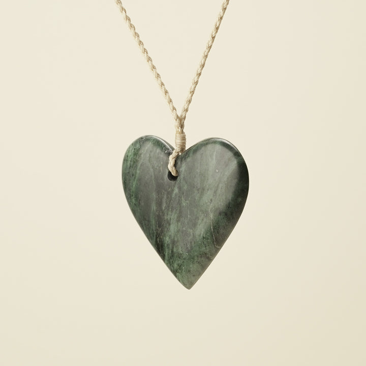 Manawa Heart Kawakawa XL Pounamu Pendant, Tan Binding