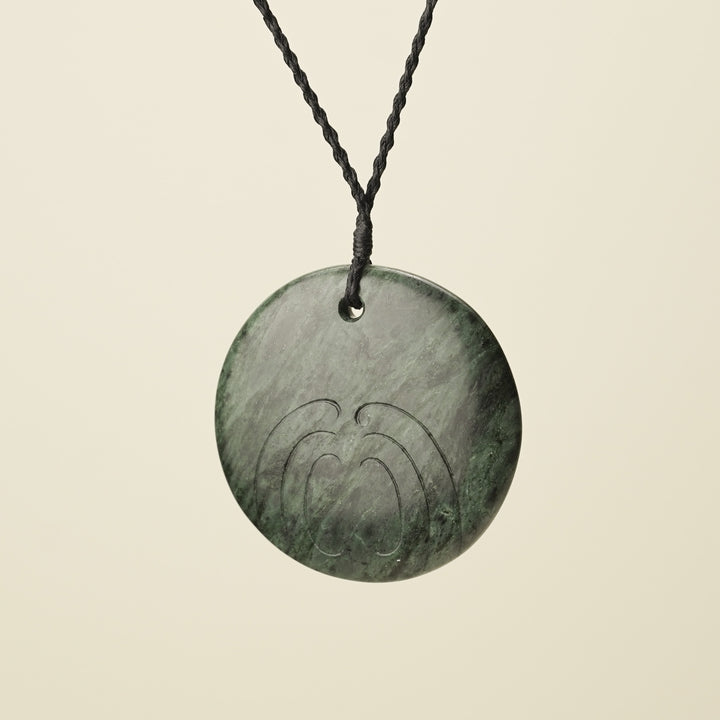 Porowhita Rā/Sun Pounamu Pendant XL, Black Binding