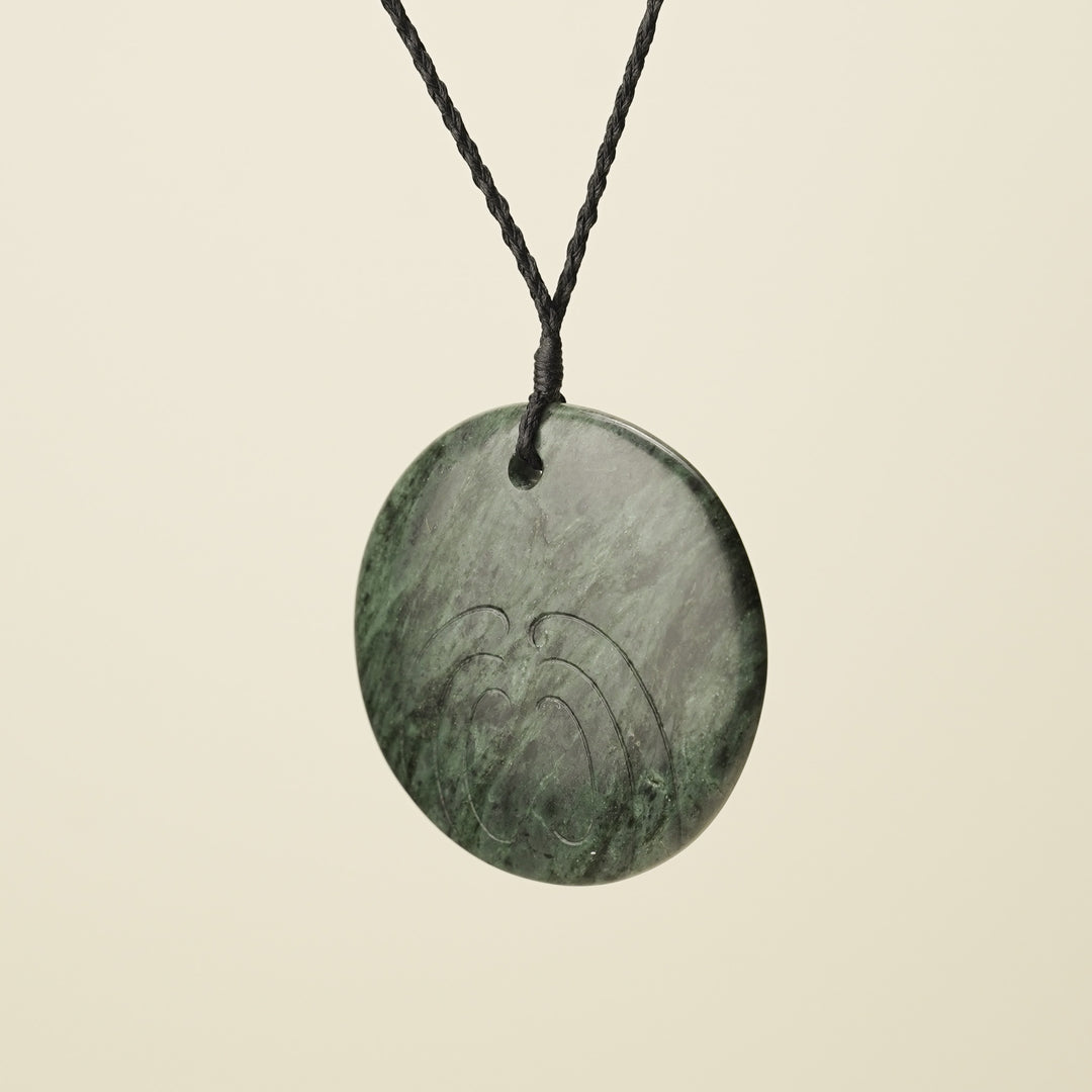 Porowhita Rā/Sun Pounamu Pendant XL, Black Binding