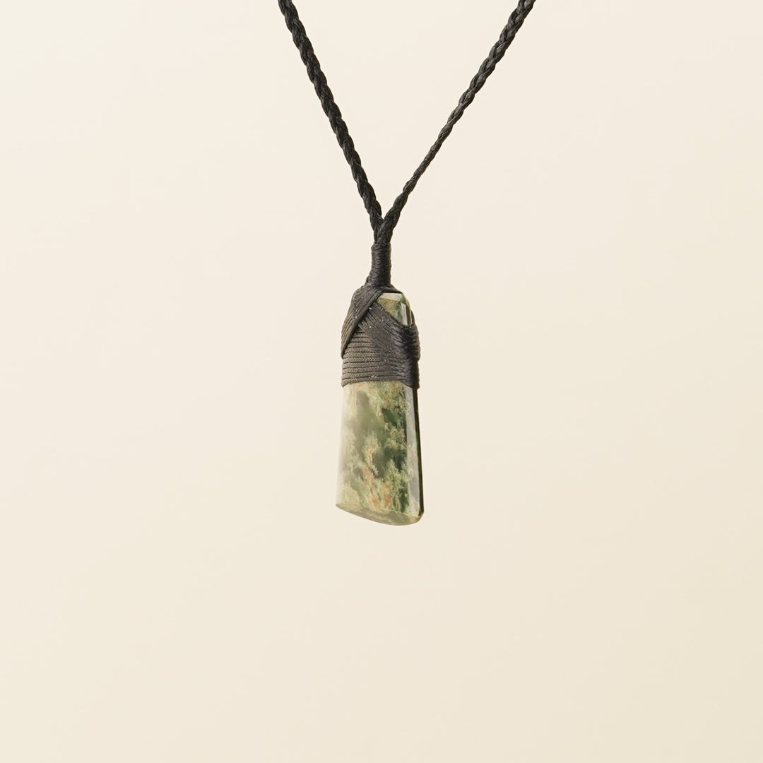 Toki Flower Small Pounamu Pendant