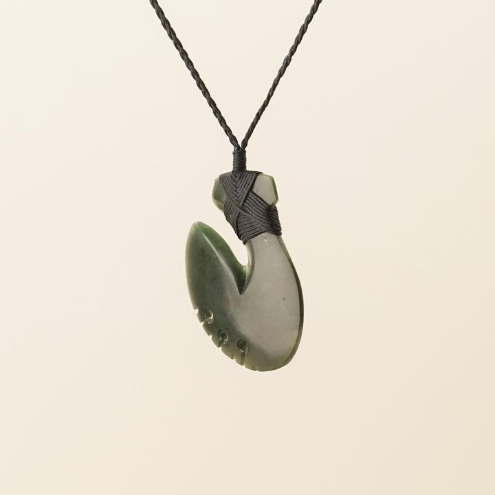 Kawakawa Medium Hei Matau Pounamu Pendant