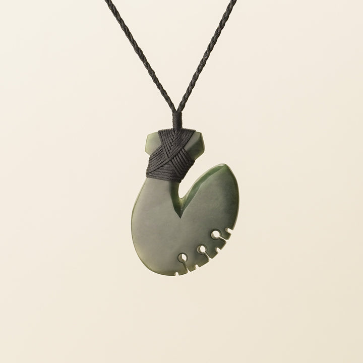 Kawakawa Medium Hei Matau Pounamu Pendant