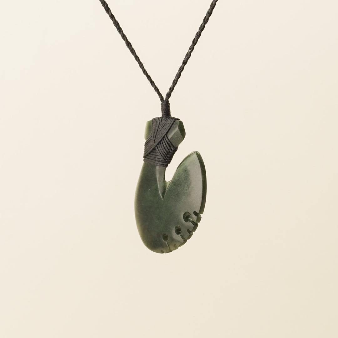 Kawakawa Medium Hei Matau Pounamu Pendant
