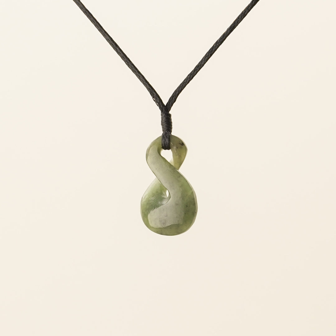 Single Pikorua Pounamu Pendant XS