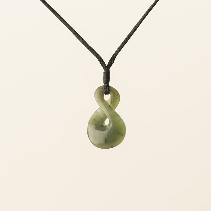 Single Pikorua Pounamu Pendant XS