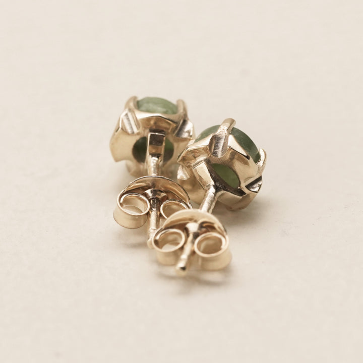 Kahurangi Pounamu Round Stud Earrings in 9k Gold