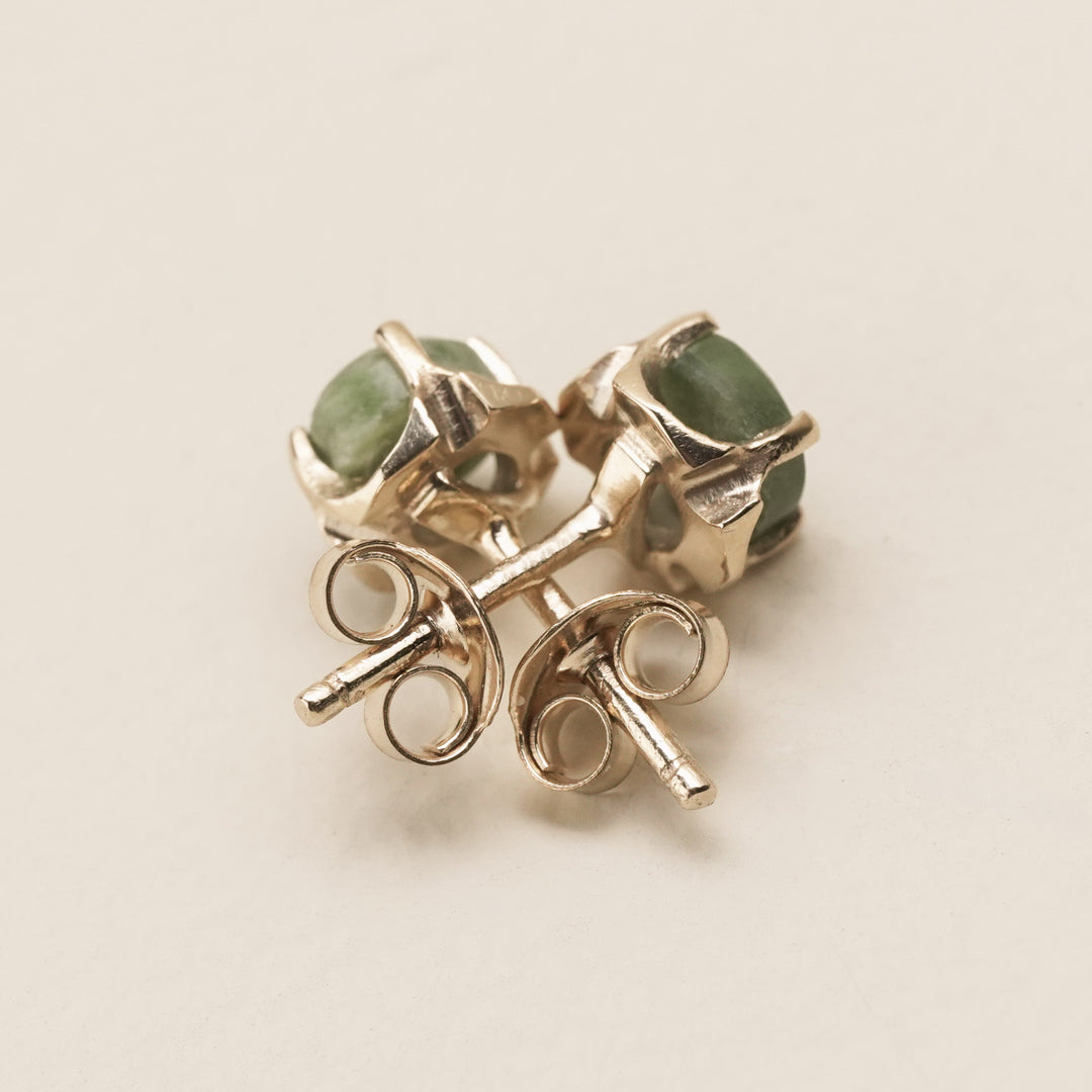 Kahurangi Pounamu Round Stud Earrings in 9k Gold