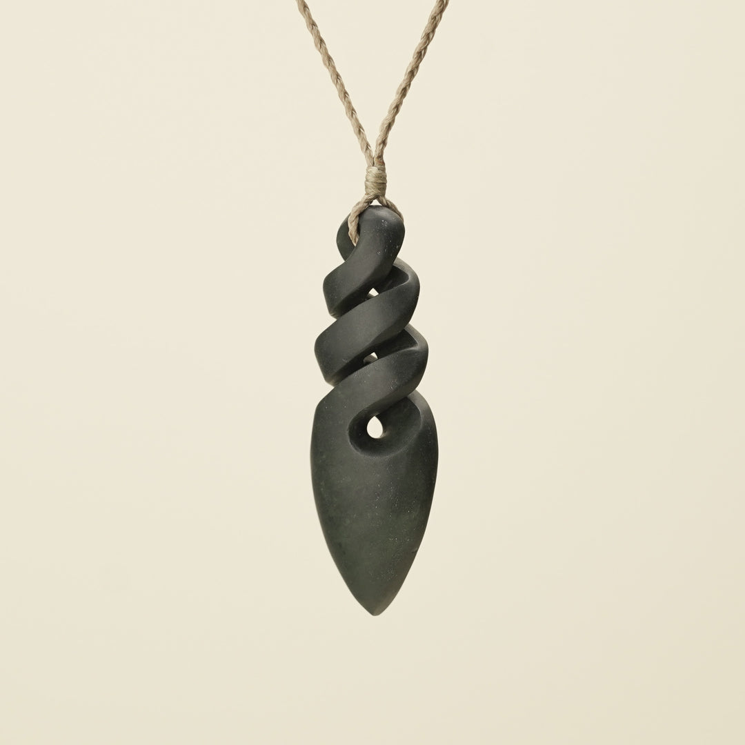 Large Kawakawa Pikorua - Triple Twist