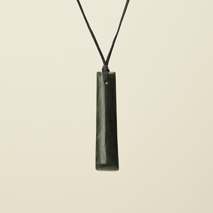 Toki – Pounamu Medium Pendant
