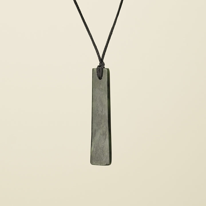 Toki – Pounamu Medium Pendant