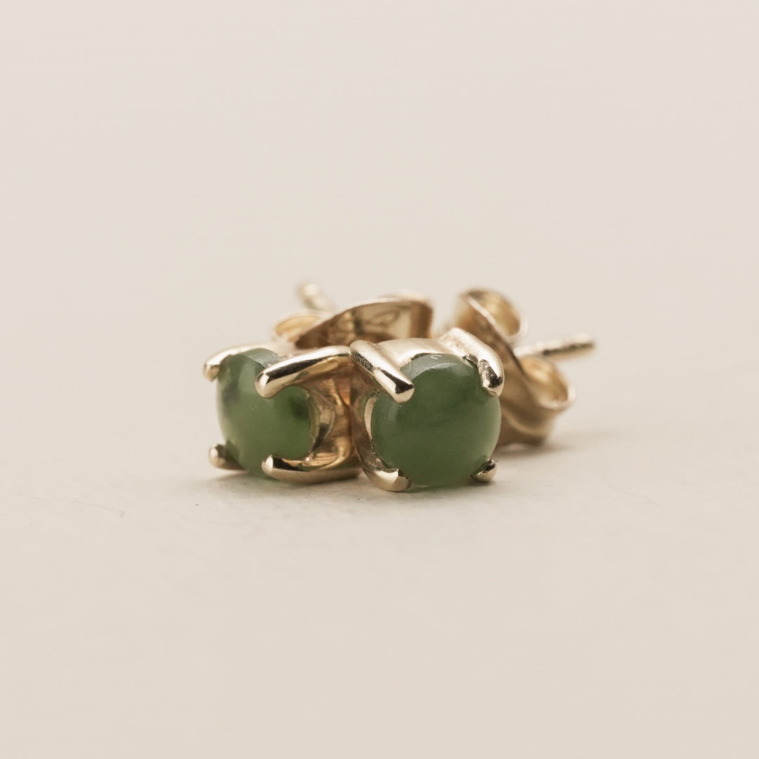 Kahurangi Pounamu Petite Stud Earrings in 9k Gold