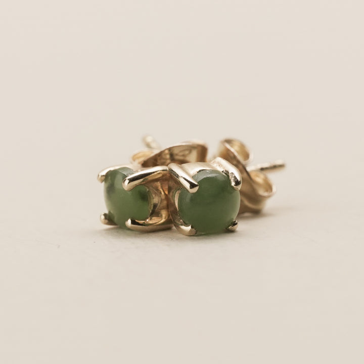 Kahurangi Pounamu Petite Stud Earrings in 9k Gold
