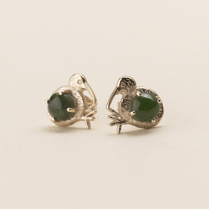 Kiwi Stud Earrings in Kawakawa Pounamu and 9k Gold