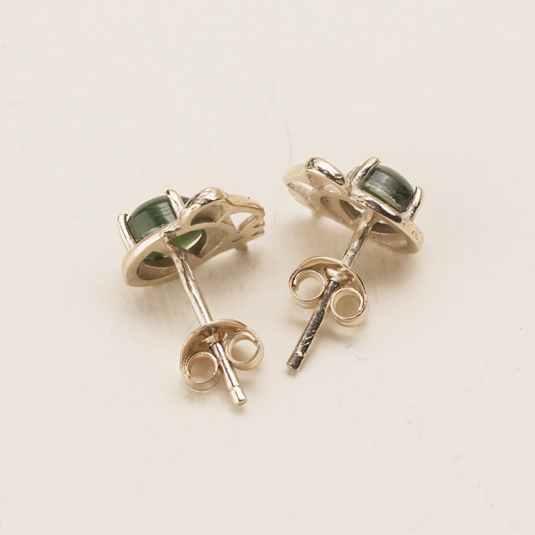 Kiwi Stud Earrings in Kawakawa Pounamu and 9k Gold