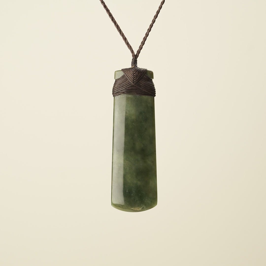 Kawakawa Toki Extra Large Pounamu