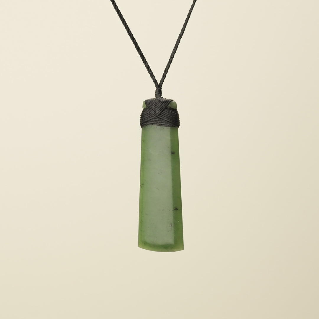 Extra Large Kahurangi Pounamu Toki