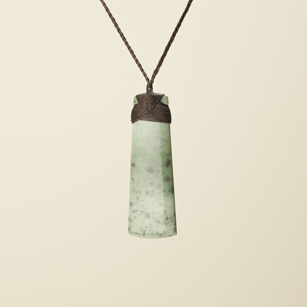 Extra Large Kōkopu Pounamu Toki Pendant