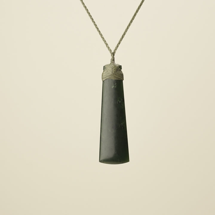 Large Kawakawa Toki - Khaki Binding, Pounamu Pendant