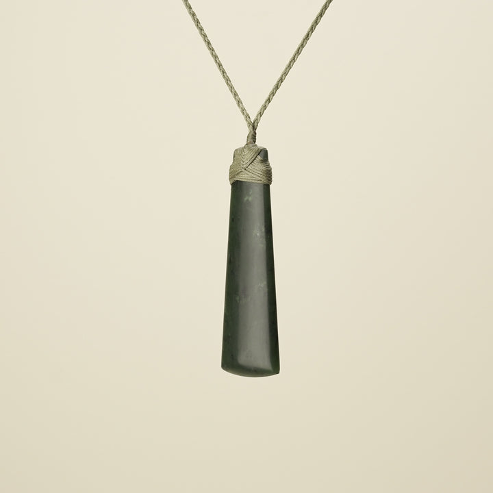 Large Kawakawa Toki - Khaki Binding, Pounamu Pendant