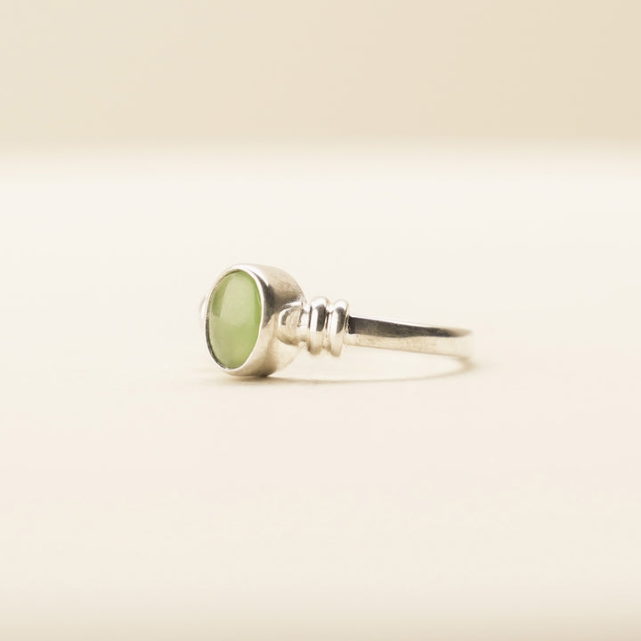 Pounamu Oval Ring in Sterling Silver