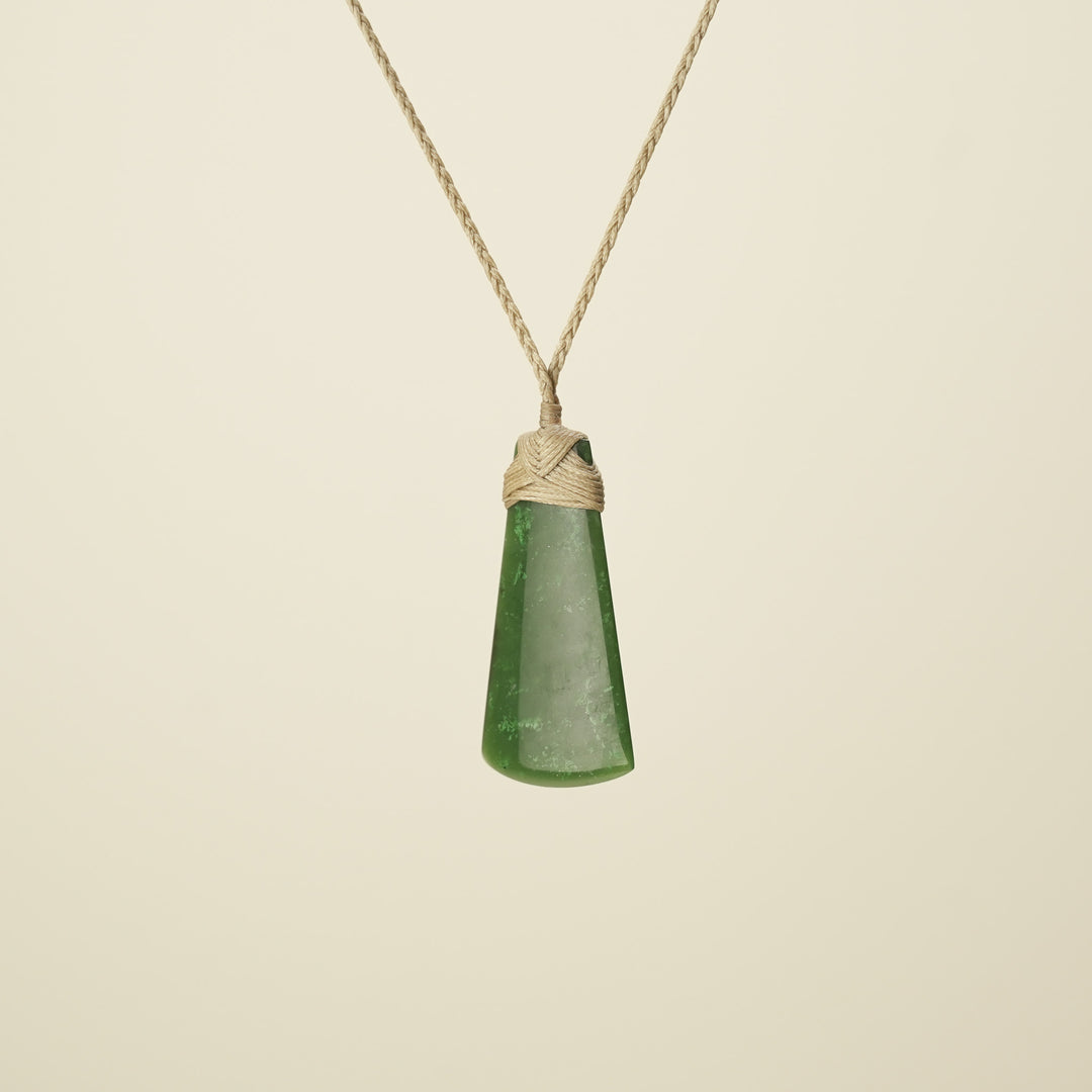 Medium Kahurangi Toki - Pounamu Pendant